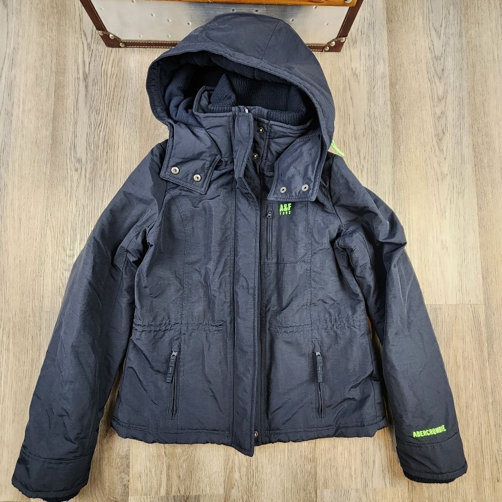 Abercrombie And Fitch The All-Season Weather Warrior Jacket Size L